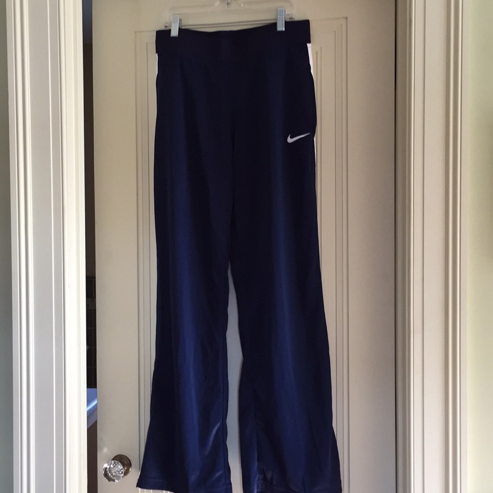 NWT Nike sweatpants.